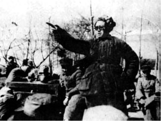 1933年，时任张闻天助手的杨尚昆因为公事，特意去拜访了刚从福建回来的毛主席。两