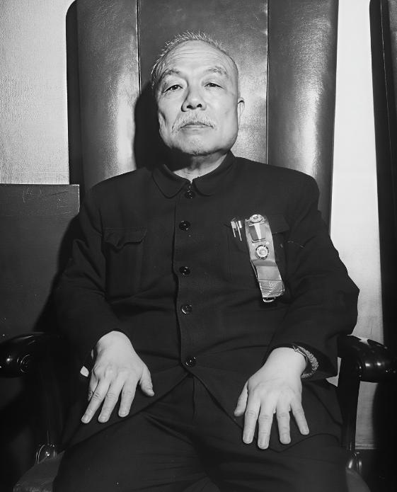 提起王云五，多数人只知道他是商务印书馆的掌舵人，近代出版界的实干大家，却很少有人