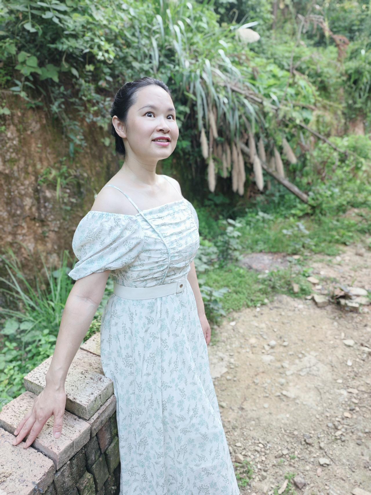 瓜果蔬菜，样样不缺[偷笑]

唾手可得，辛苦父母[拥抱]
-JxYFb7KCkY
