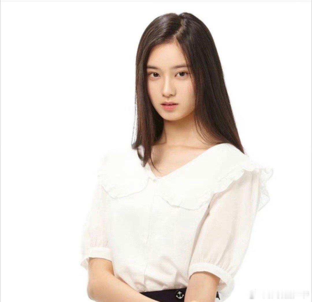 #徐艺洋在SM时期的旧照#徐艺洋在sm时期的旧照好漂亮啊，满脸的胶原蛋白。是个活
