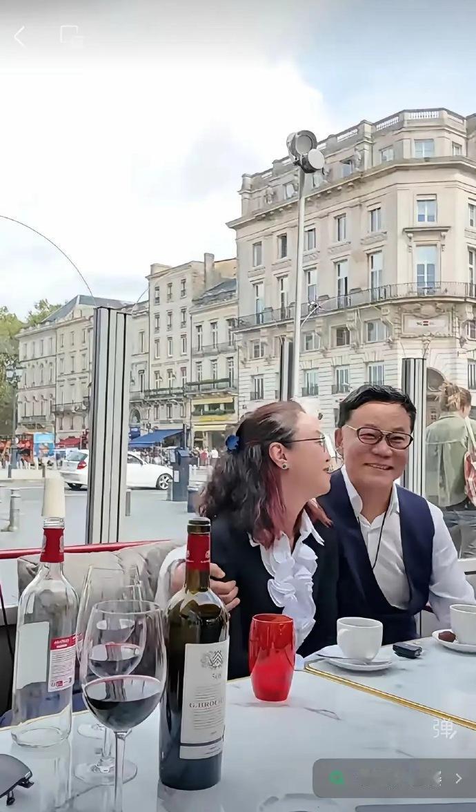 61岁李国庆高调秀恩爱，这你受得了吗？