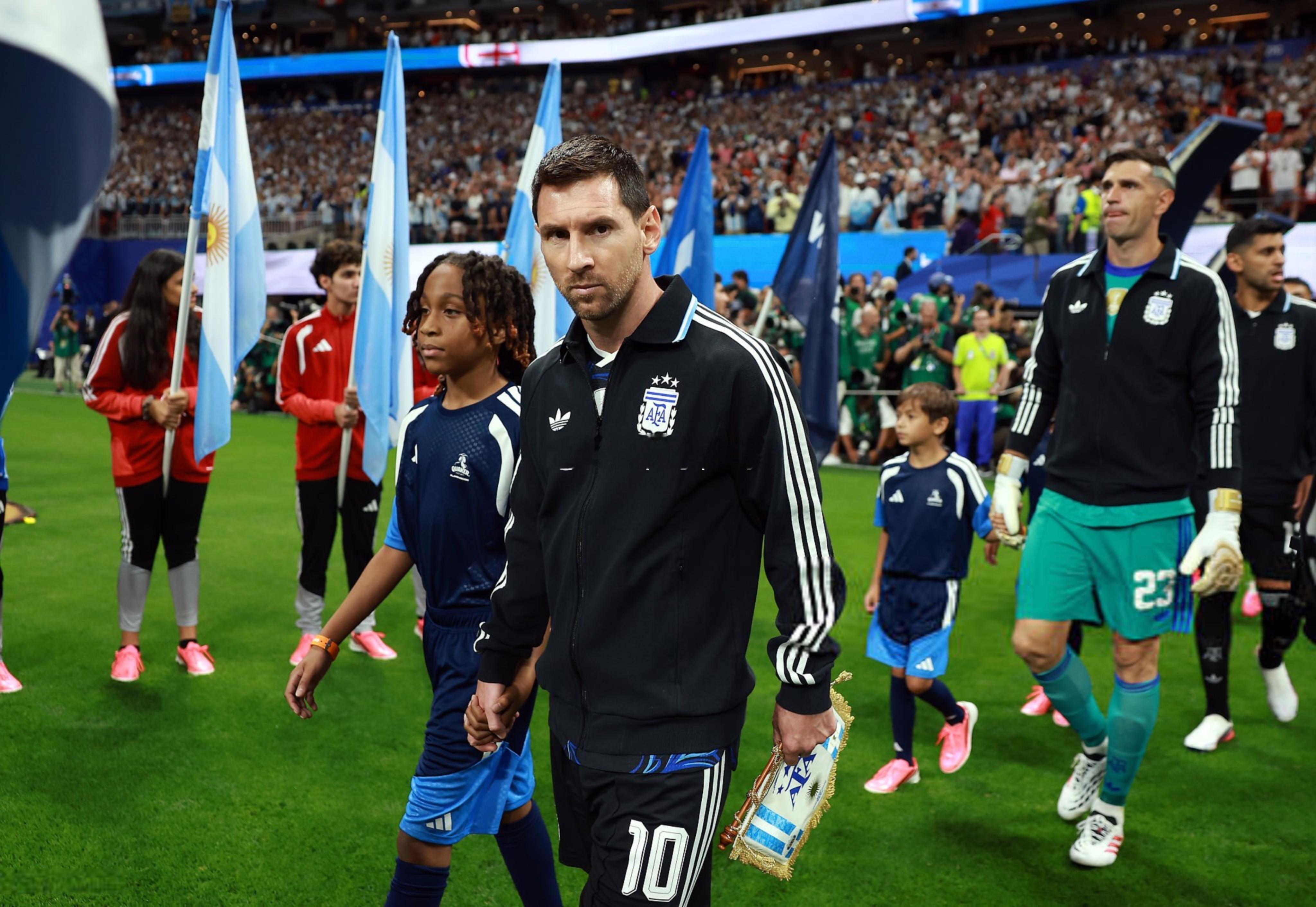 英格兰vs阿根廷Lionel Messi 