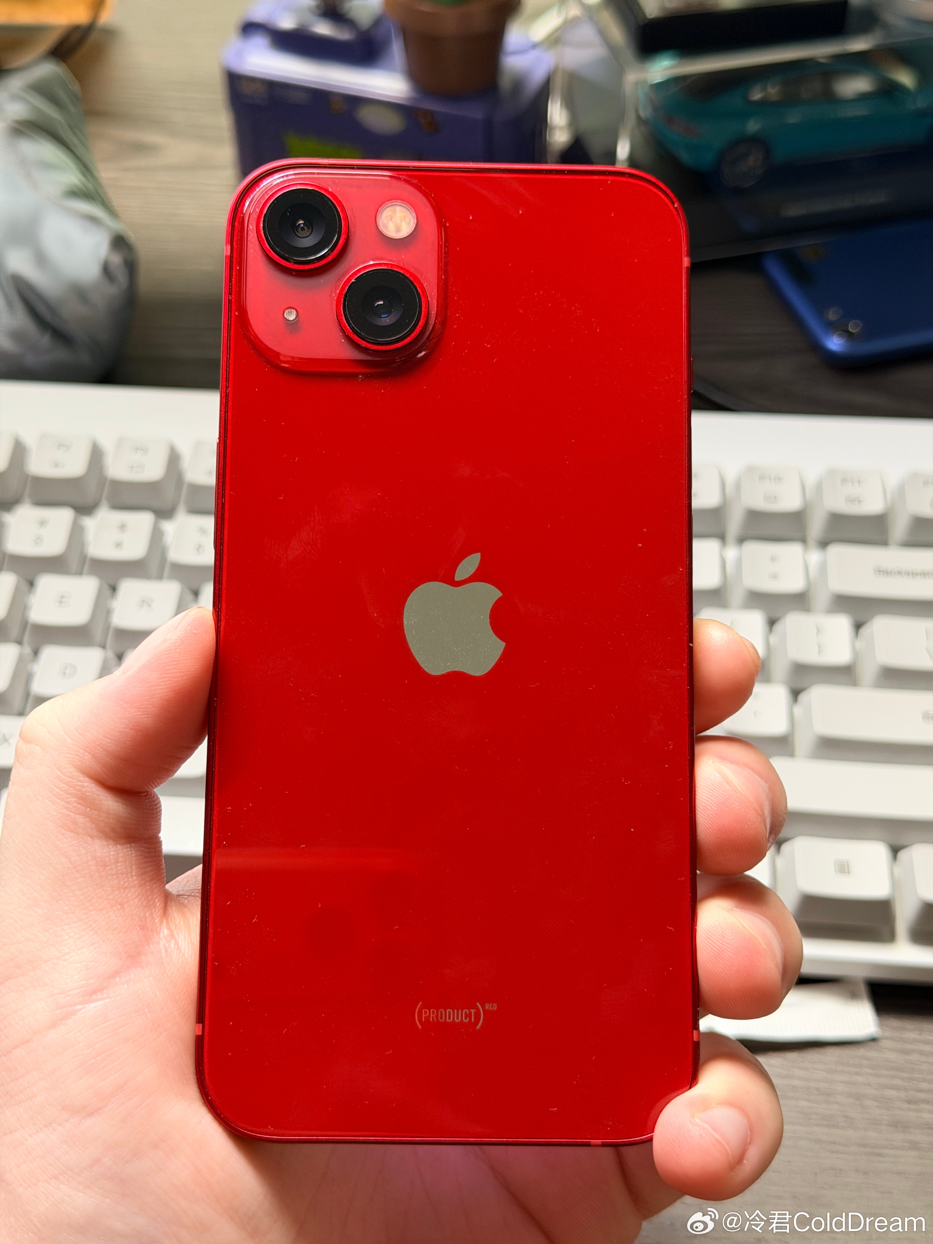 备用机换成 iPhone13 了，怒等 iPhone18ProMax