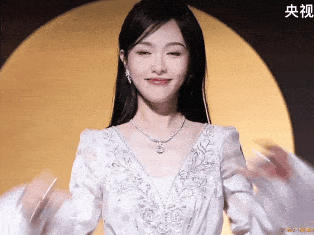 天啦噜，到底谁40啊，这状态也太好了[开学季] ​​​