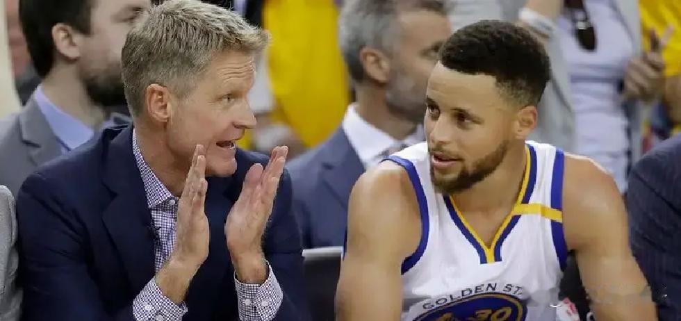 “库里41岁还在砍30+，可勇士今年轮换表一公布，全网球迷集体懵了，怎么又来了？