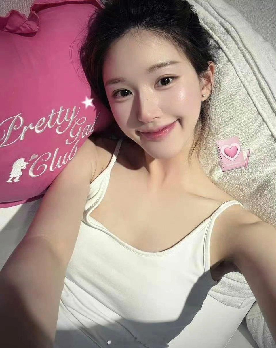 赵露思今日营业 