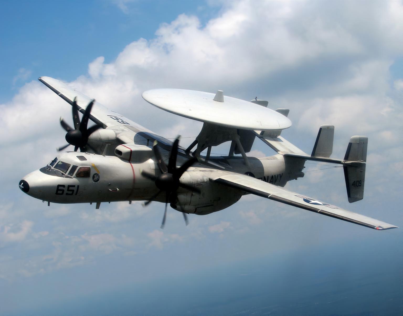 每天认识一件兵器 美国E-2“鹰眼”预警机E-2“鹰眼”（Hawkeye）预警机