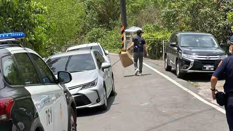 道台南市左镇区二寮里59岁妇人与40岁儿子、34岁女儿昨天27日在住处被发现死亡