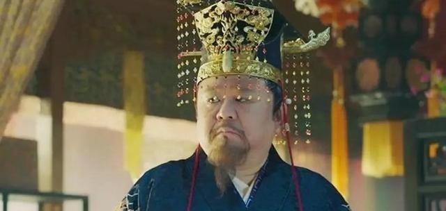 1425年，当了20年太子的朱高炽，继位才10个月就驾崩了，宫中猜测他得的是阴症