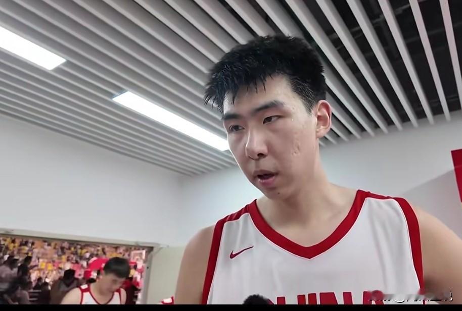 男篮热身赛长沙站，中国男篮82-78战胜FMP拉德尼基。
徐昕投篮4中4，罚球4