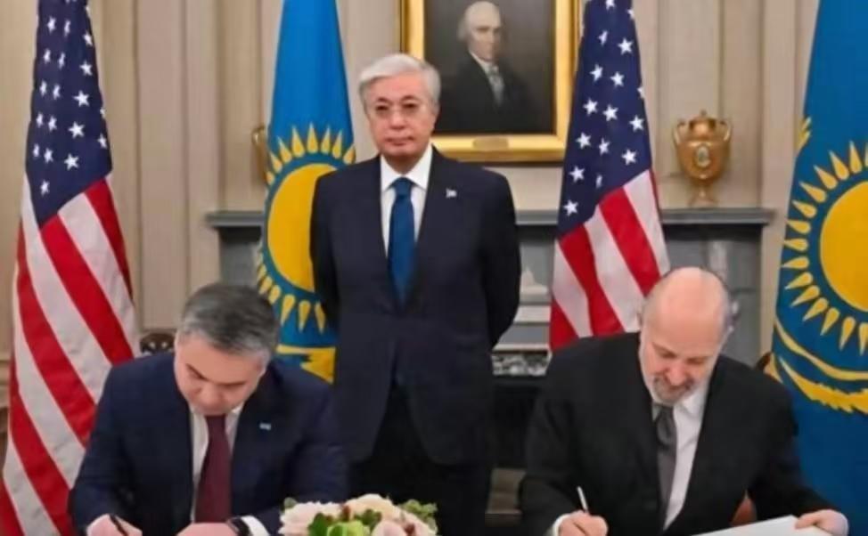 哈国稀土与美日合作，中国通道需合规审批，为啥遇阻？
 
2025年12月，哈萨克