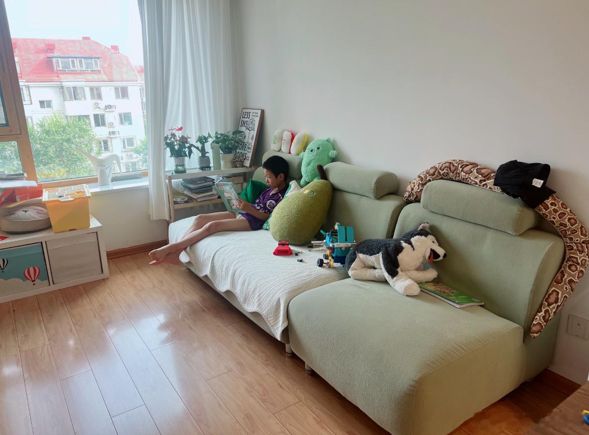 今天第二天不流呢然后准备接受暑假模式今天学校足球训练结束7号再去半天放假了哈！！