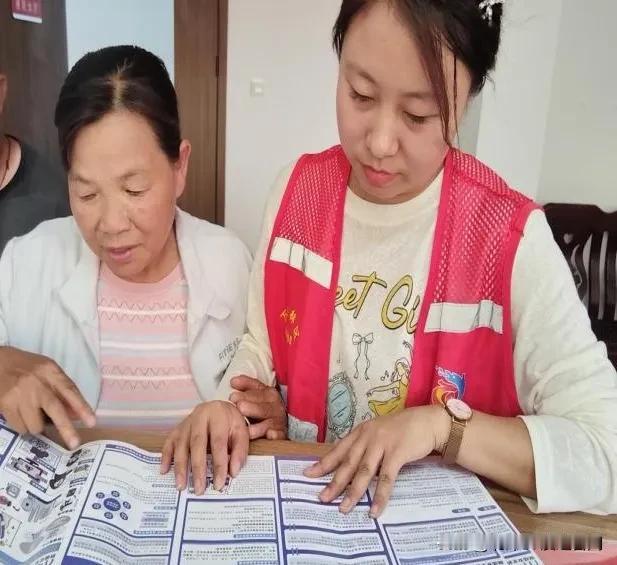 万柏林区西铭街道风声河村：反诈宣传零距离，织密基层安全防护网

近日，万柏林区西