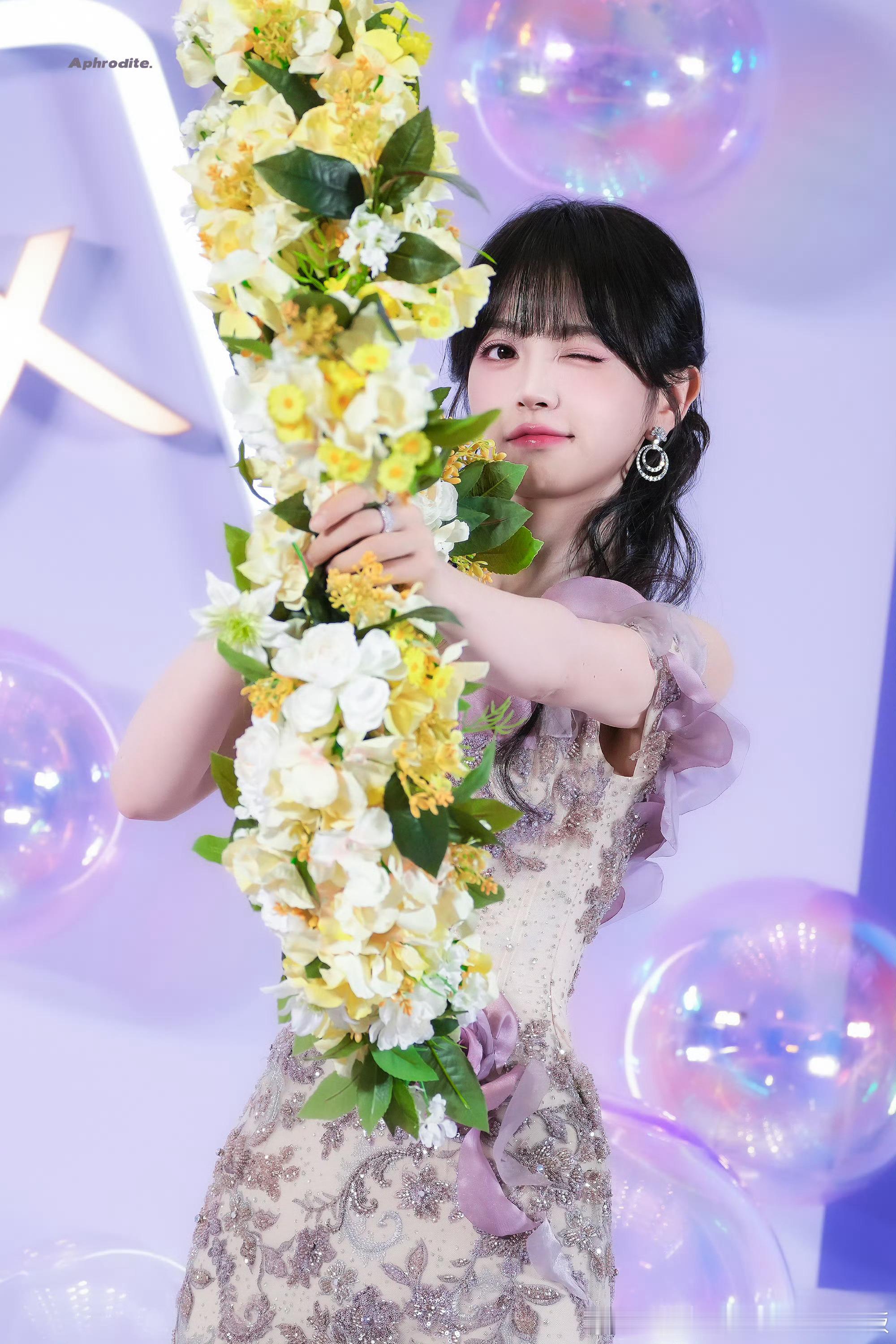 田曦薇   🐱田曦薇 🐱田曦薇魏娆 🐱田曦薇走路粉天菜你真的好没礼貌 上次