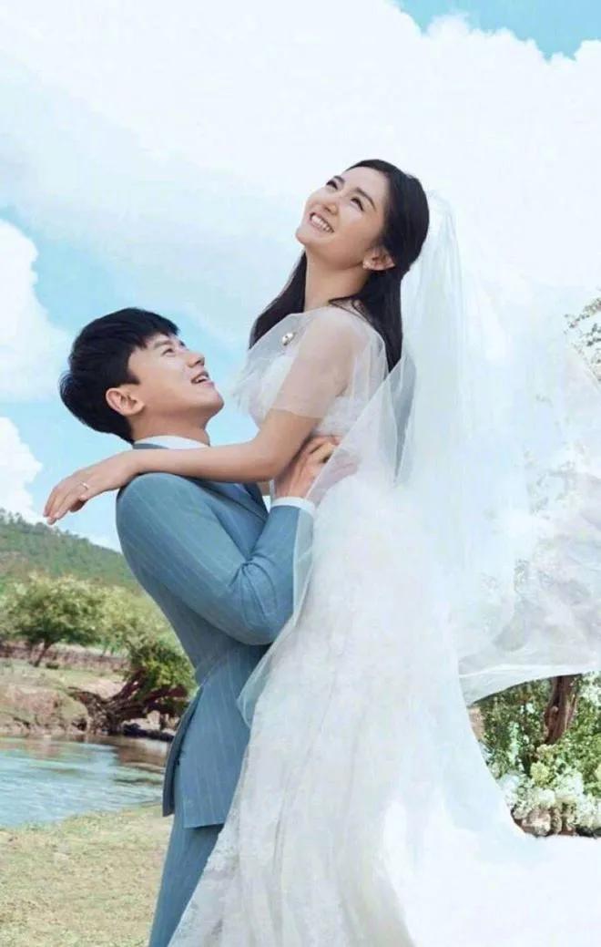 张杰谢娜，携手共度十三载，爱情如初甜如蜜。从青涩到成熟，彼此陪伴成长，共筑幸福家