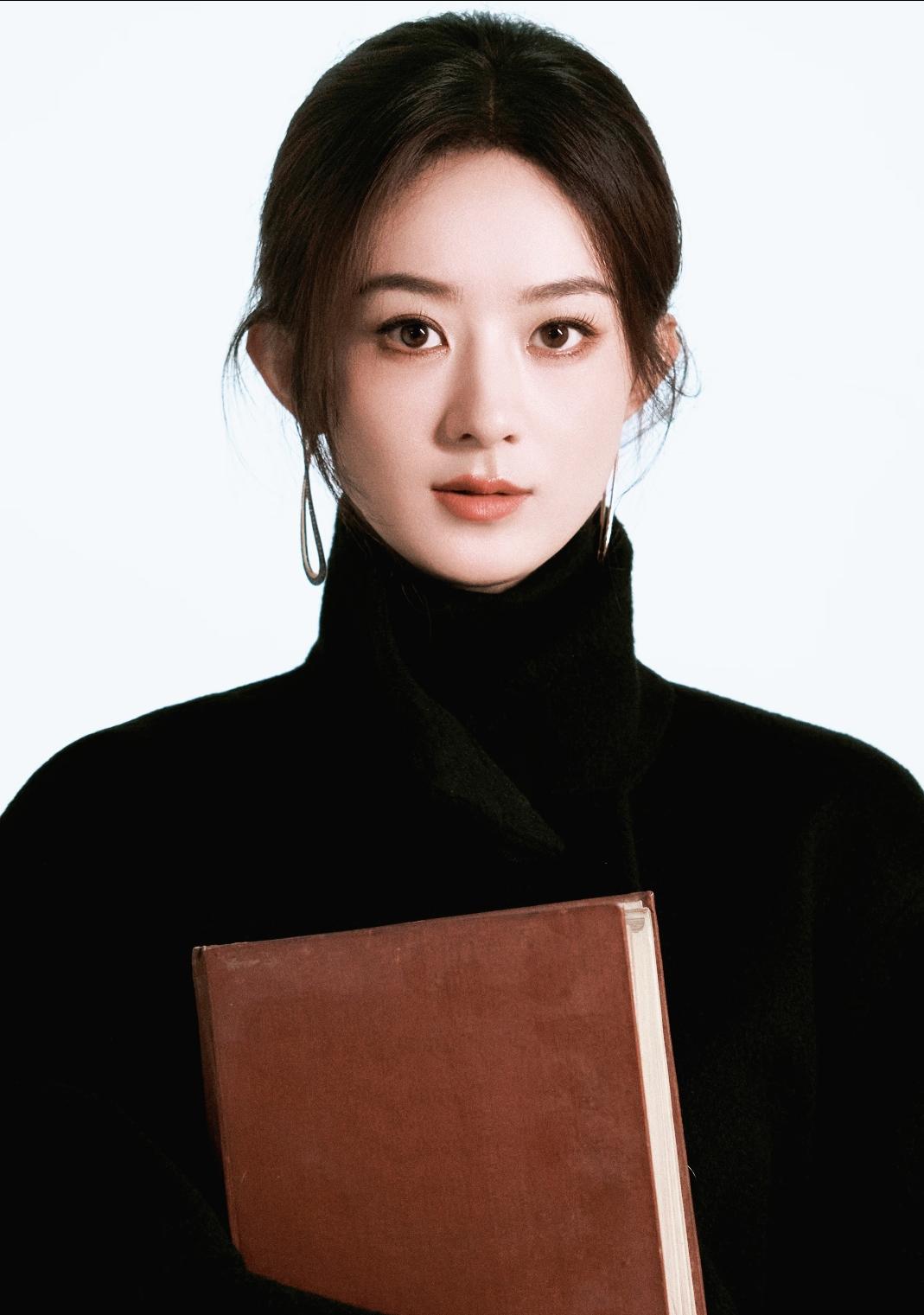 老天真的好眷顾她呀[快哭了]
让她生的这么美不说
事业上不说是一帆风顺也算是比较