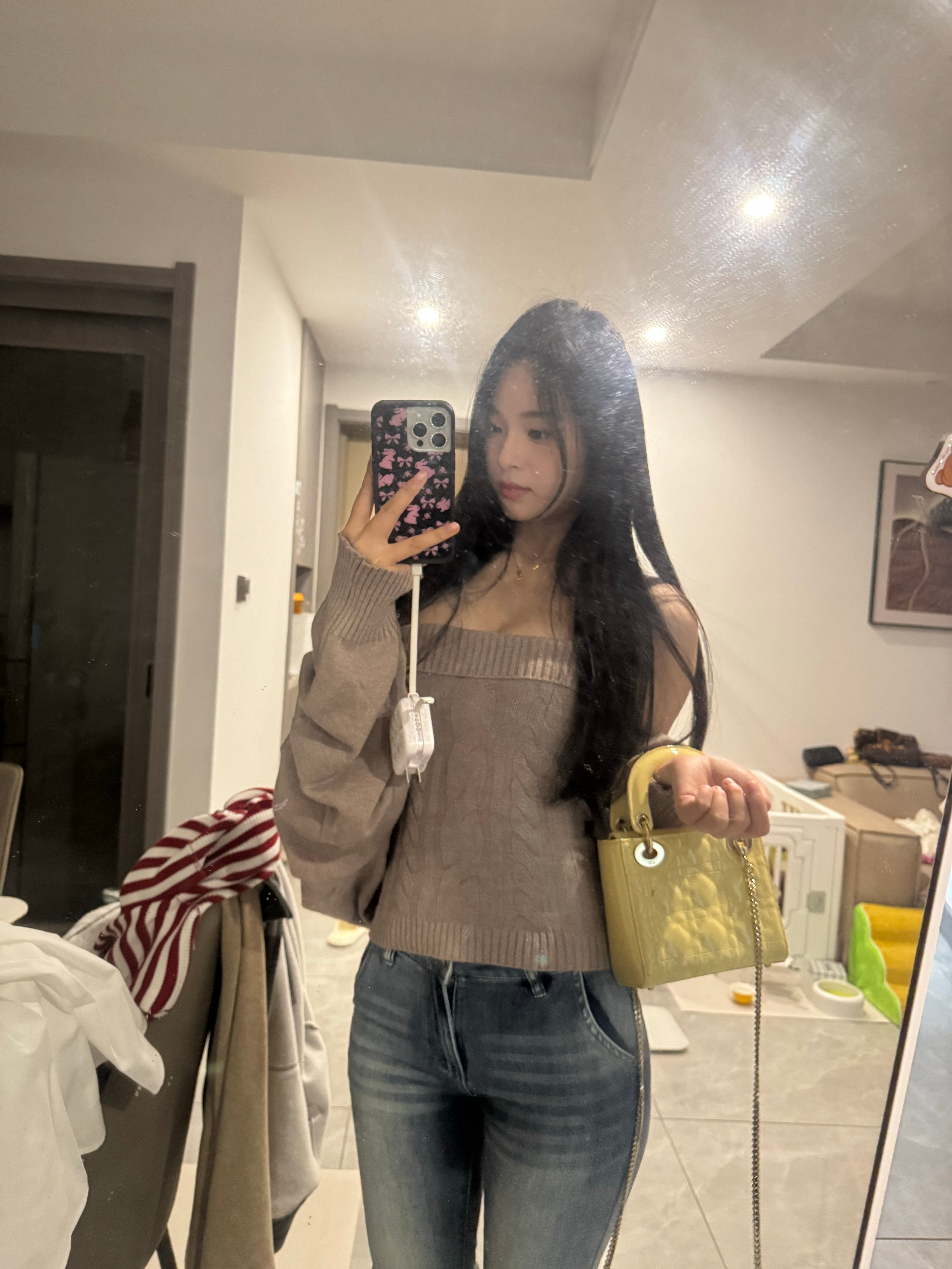 出门！该擦镜子了 