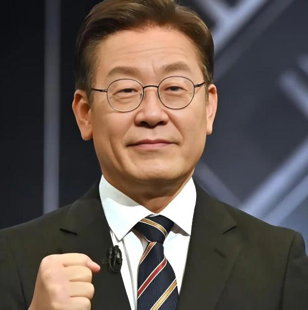 日本那边放出签证费要涨的风声，韩国这边就甩出一个消息：从 7 月 1 号开始，对