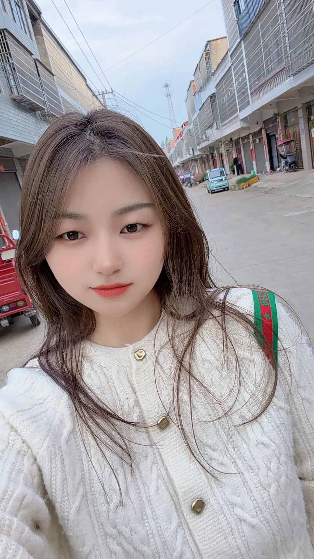 花有花期 人有时运 只要在变好 慢点又何妨