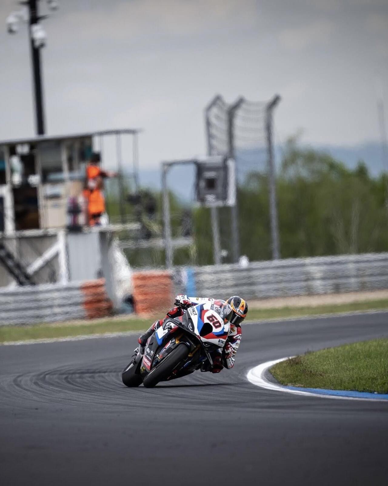 WSBK 维修区新规落地：法国站会出现多少罚单？
2026 赛季 WSBK 年中