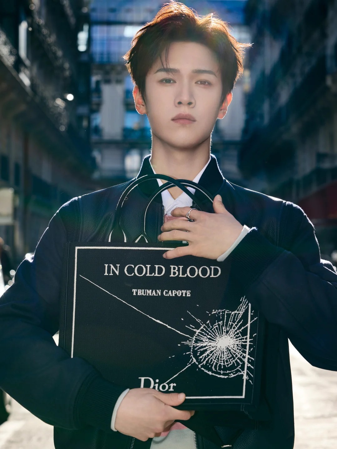 李昀锐巴黎时刻记录，闪闪发光的矜贵王子