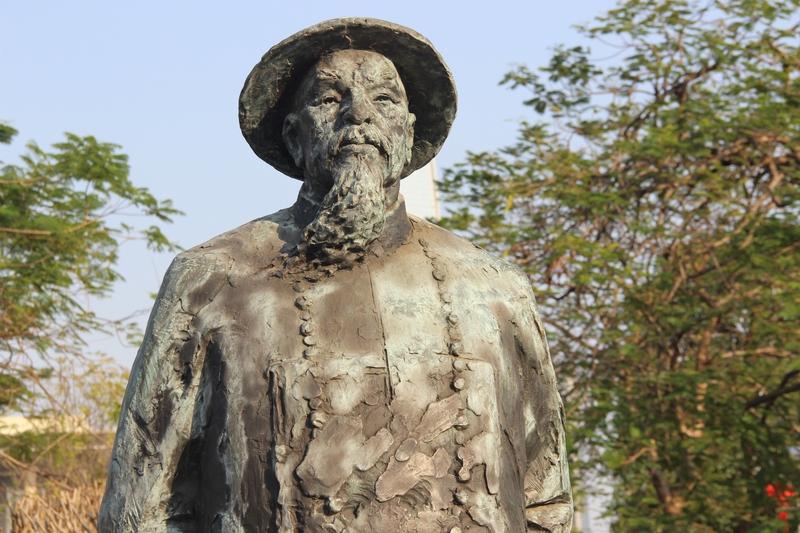 提及关天培之名，许多人首先联想到的便是鸦片战争中的抗英名将。他出身平凡，嘉庆八年