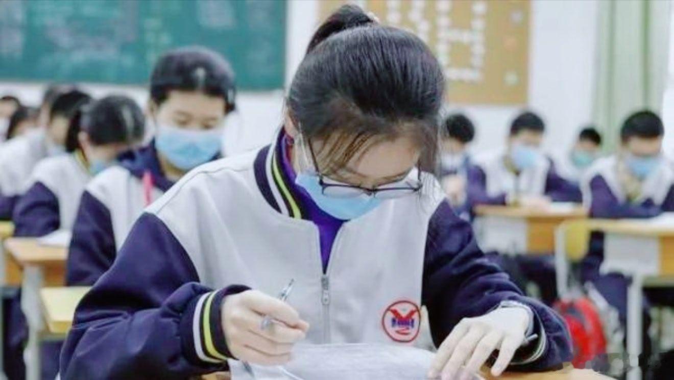 为什么每年都会有考生丢准考证、忘带证件？这看似是粗心大意导致的偶然事件，实则是长