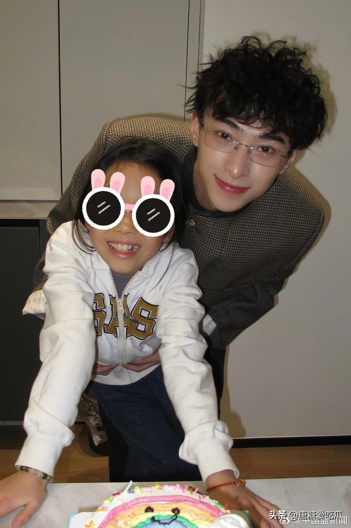 恩利衣服都没有换
我就知道伊能静这辈子就是这个命，那就是享福的命。
庾澄庆虽然有