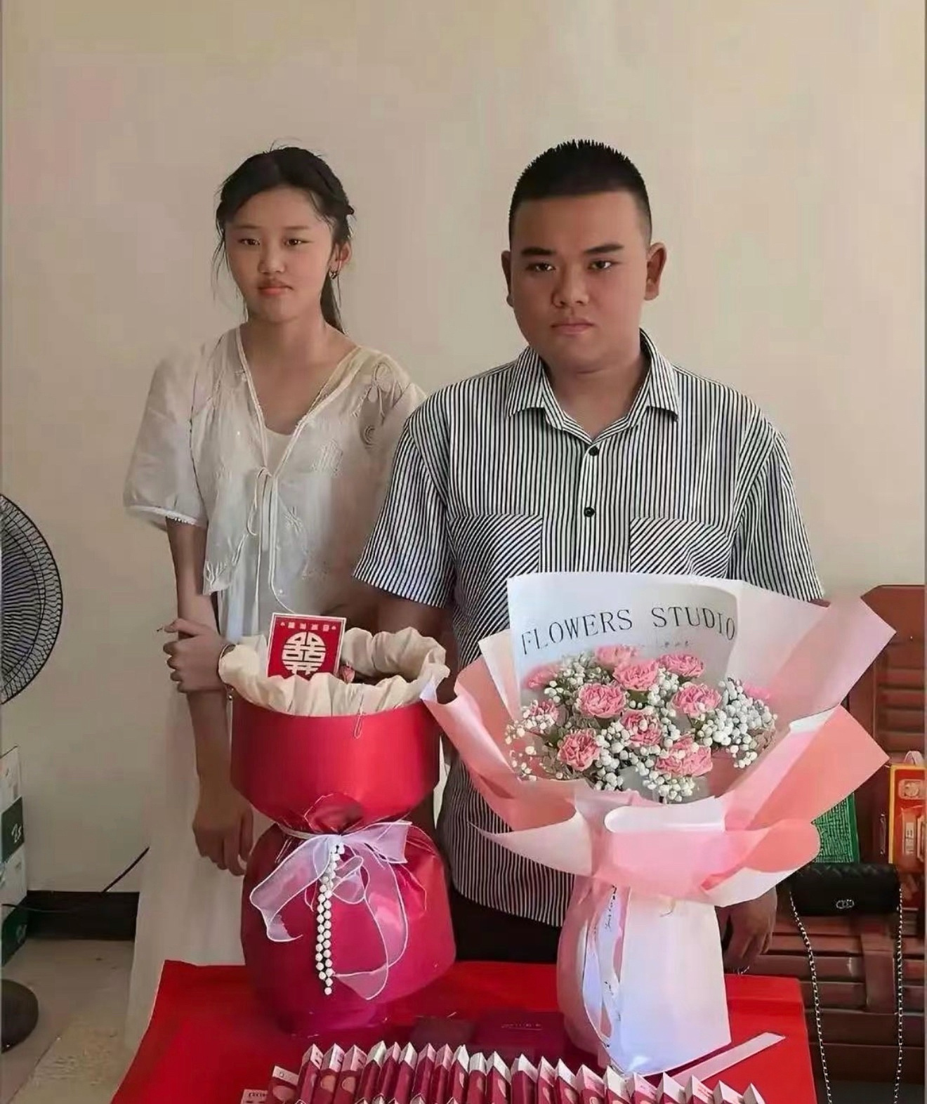 以后这样的订婚只会越来越多 