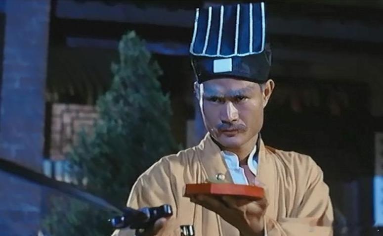 情感社区一袋糯米 全部暴露 司机才是隐藏大佬，全车安防直接拉满。 