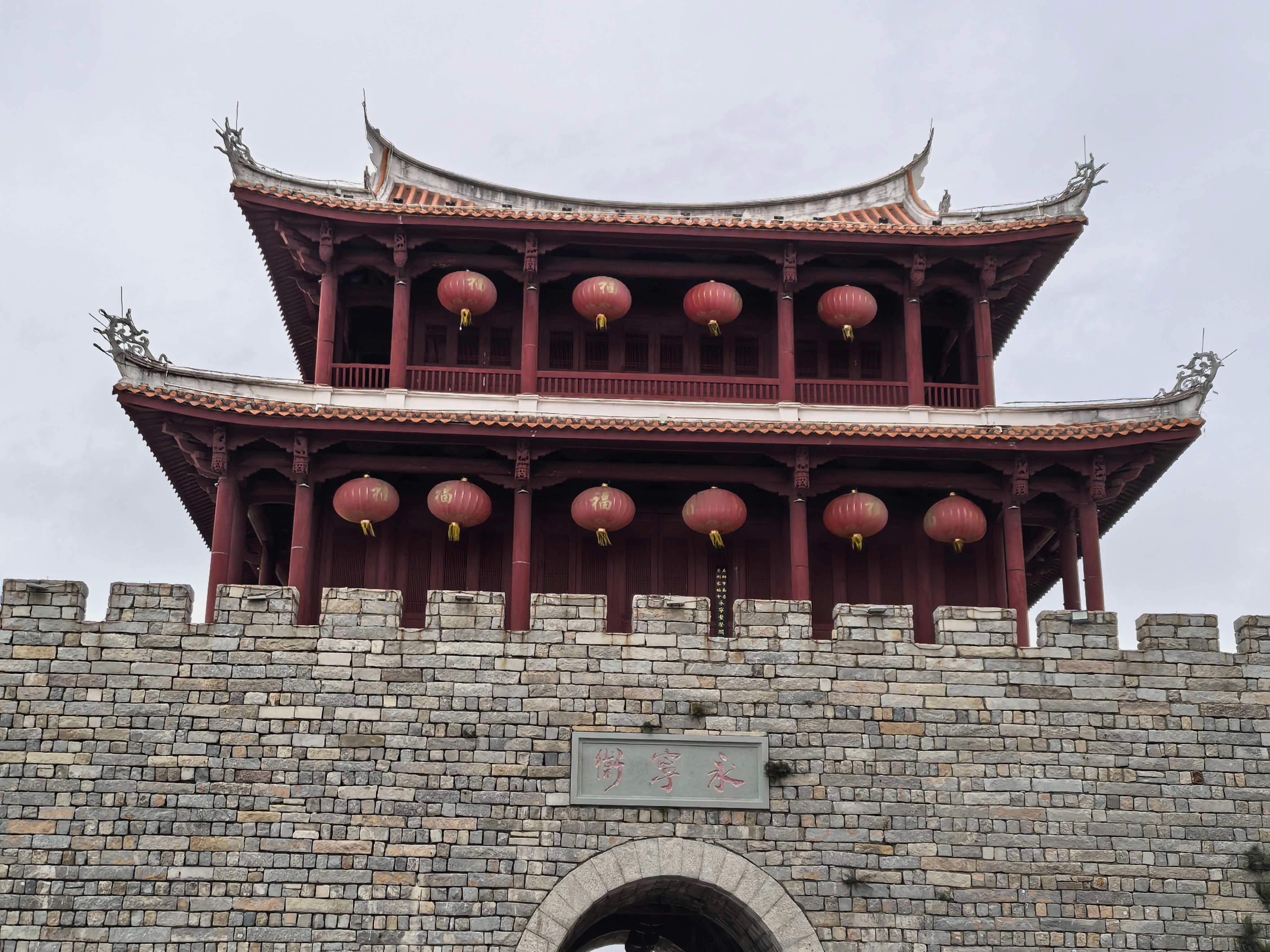 石狮·洛伽寺 丁崽他爸又去单飞嗨了
