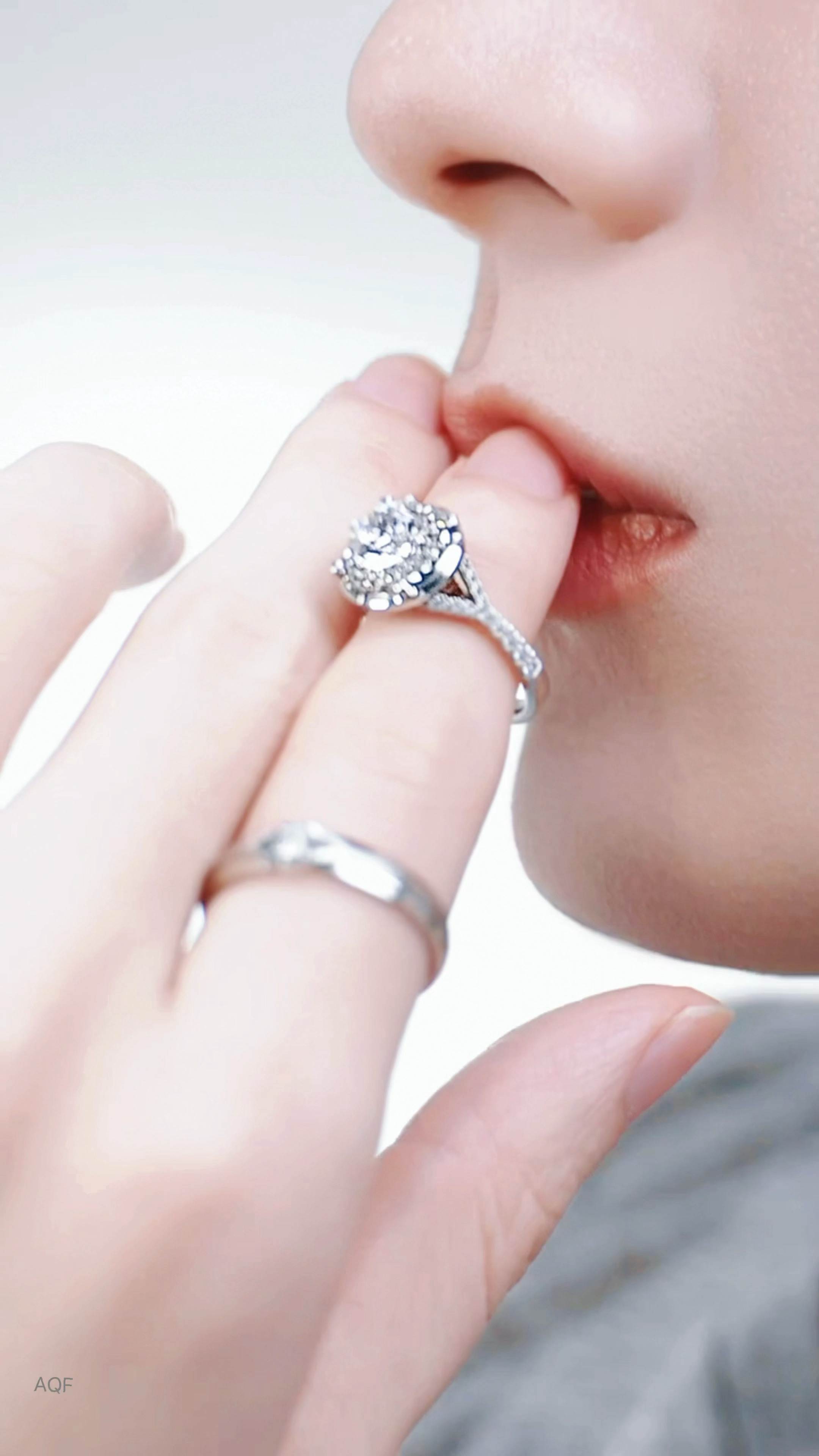 指尖跳动 颈区诱惑～ 