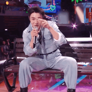 还以为内娱三人男团上新了 张欣尧、斯外戈、孟西这波合作舞台太绝了！从动感《tik