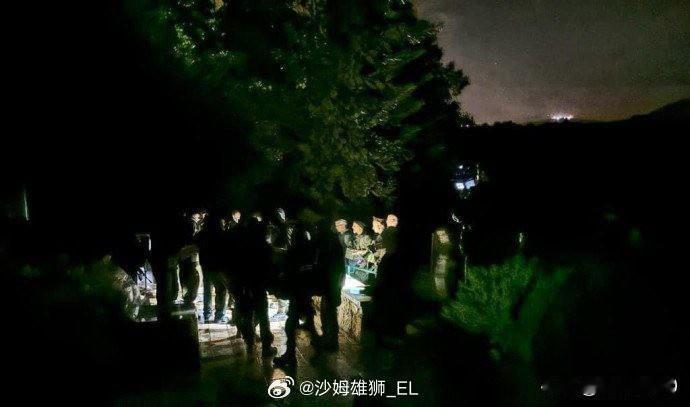 由于担心北边黎巴嫩“真主党”的袭击，以色列军队在卡法尤瓦尔为被“真主党”炸死的士