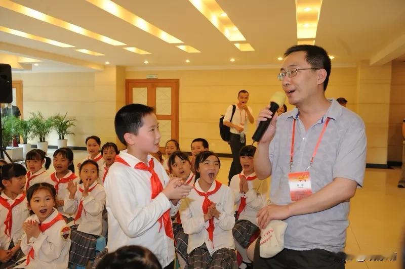 重庆谢家湾学校是重庆市颇具影响力的学校，由原来的谢家湾小学于2021年转为九年一