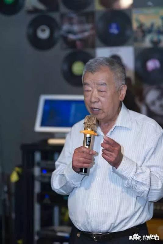 儒帅刘国江、豪华阵容、比较先进的俱乐部运作模式，寰岛队打破“连沪争霸”的格局，这