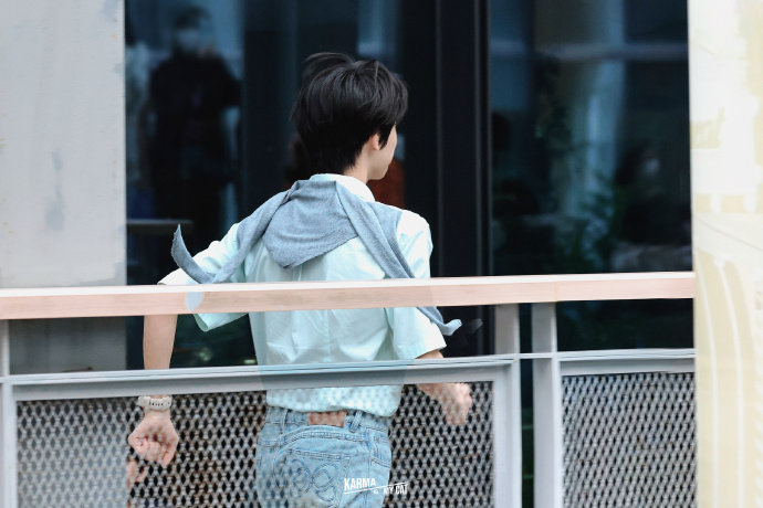 张函瑞拳馆主理人张函瑞好乖一颗蘑菇头  张函瑞好萌吧……