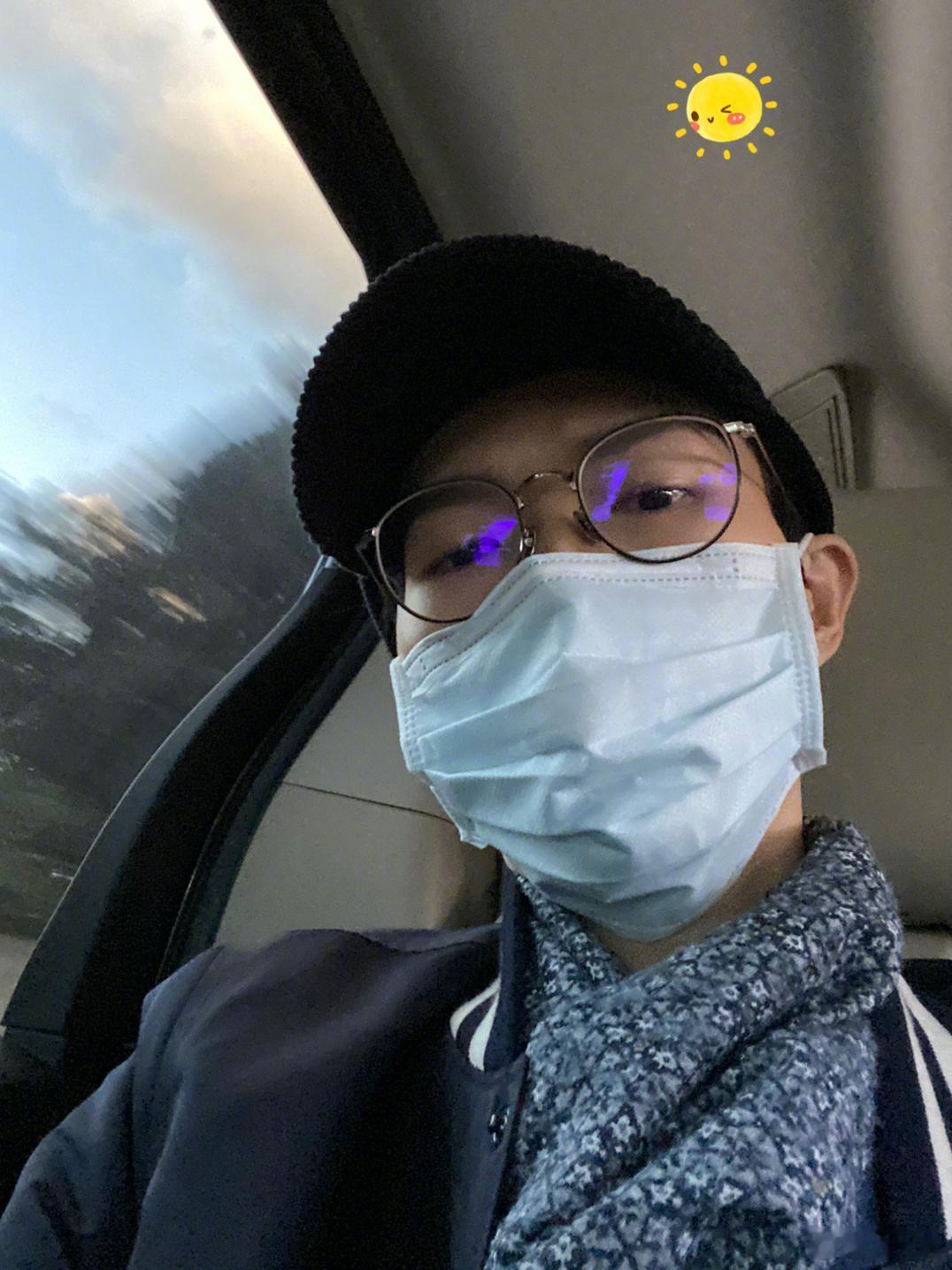 #方大同 才二十三# 他一直在用心记录自己的感受，写着自己的音乐 ​​​