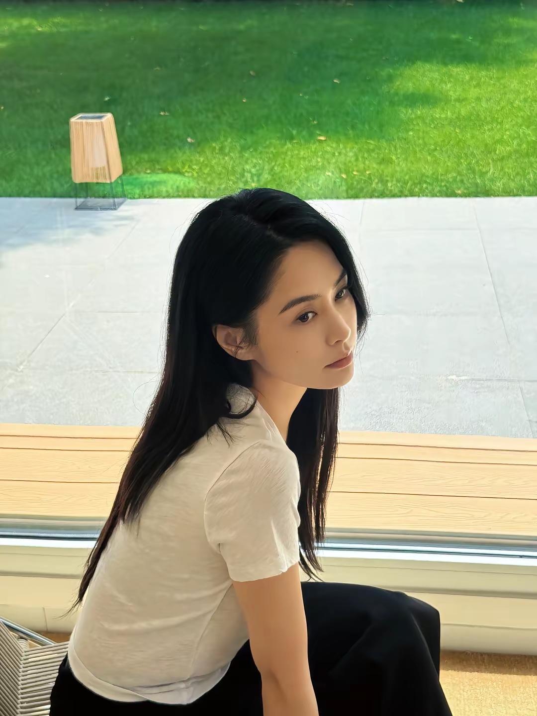 当褪去光鲜外表 当我卸下睫毛膏阿娇