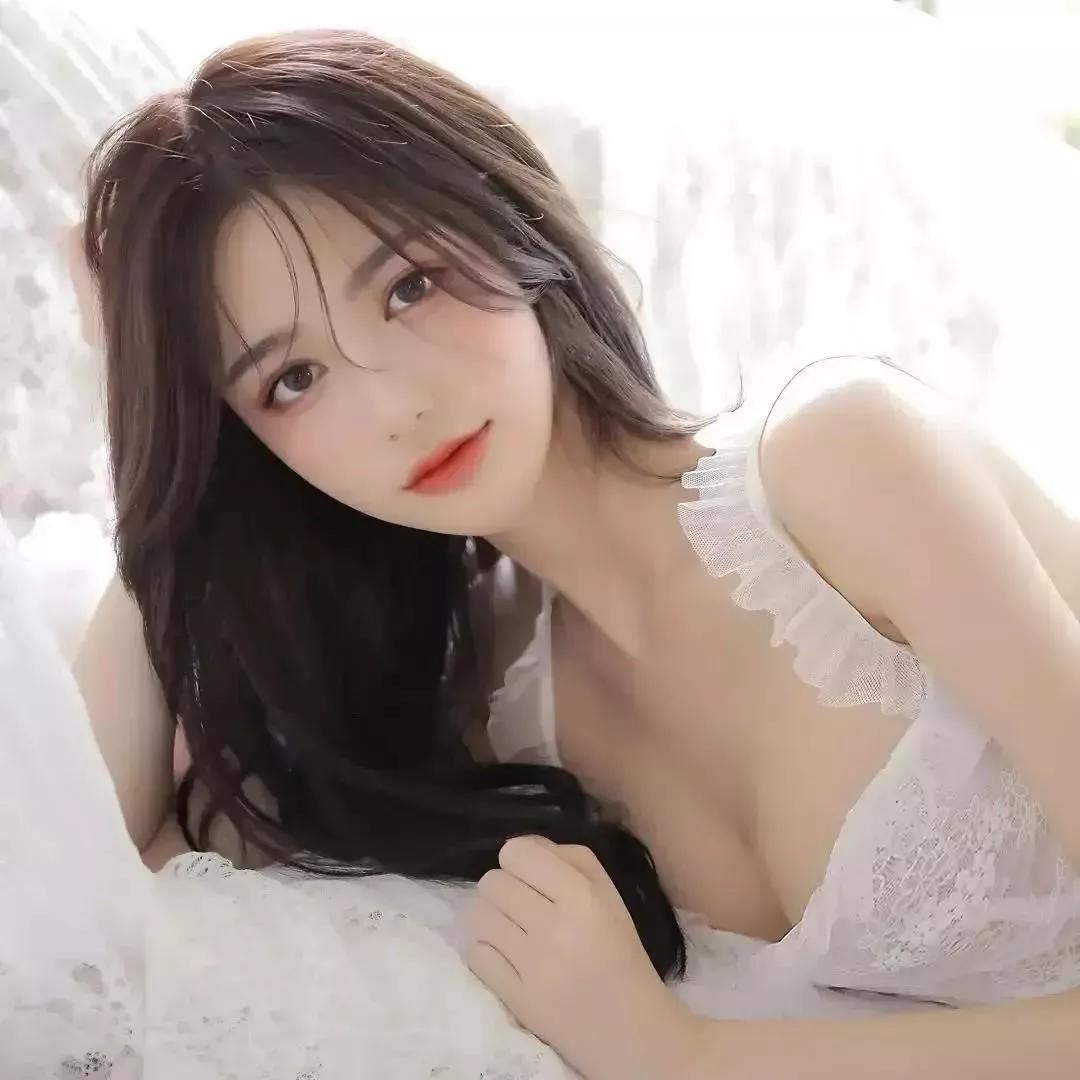 仙气飘飘的婚纱照，梦幻般的美女婚纱照 唯美婚纱婚庆 婚纱婚纱照 实景婚纱照 古风