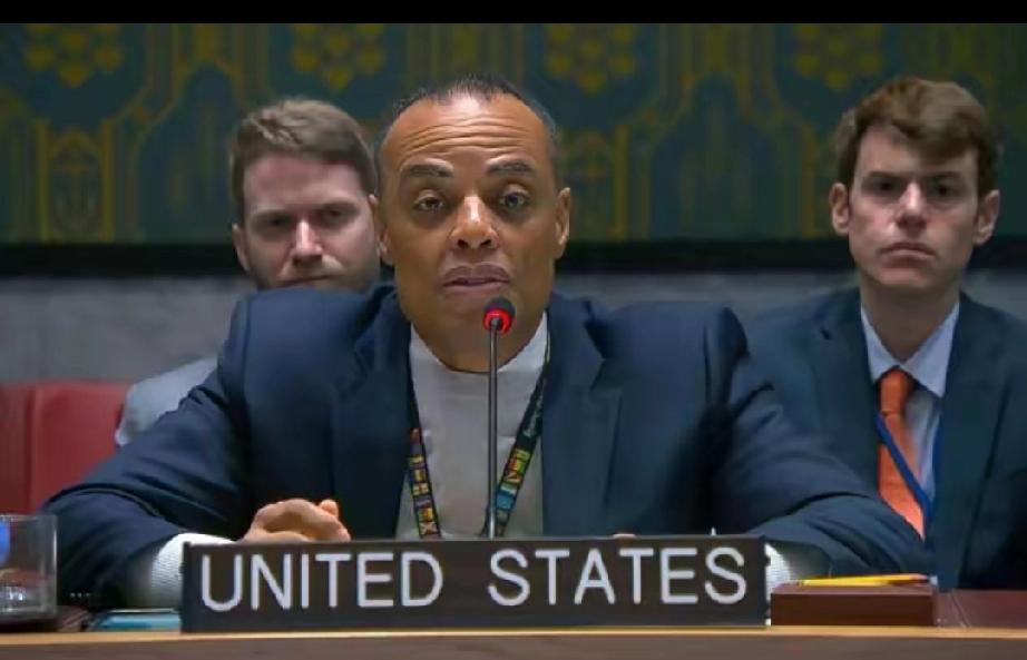 美俄在演双簧？
美国驻联合国代表又在高调重谈“加大制裁”老调。这不是真的要实施新