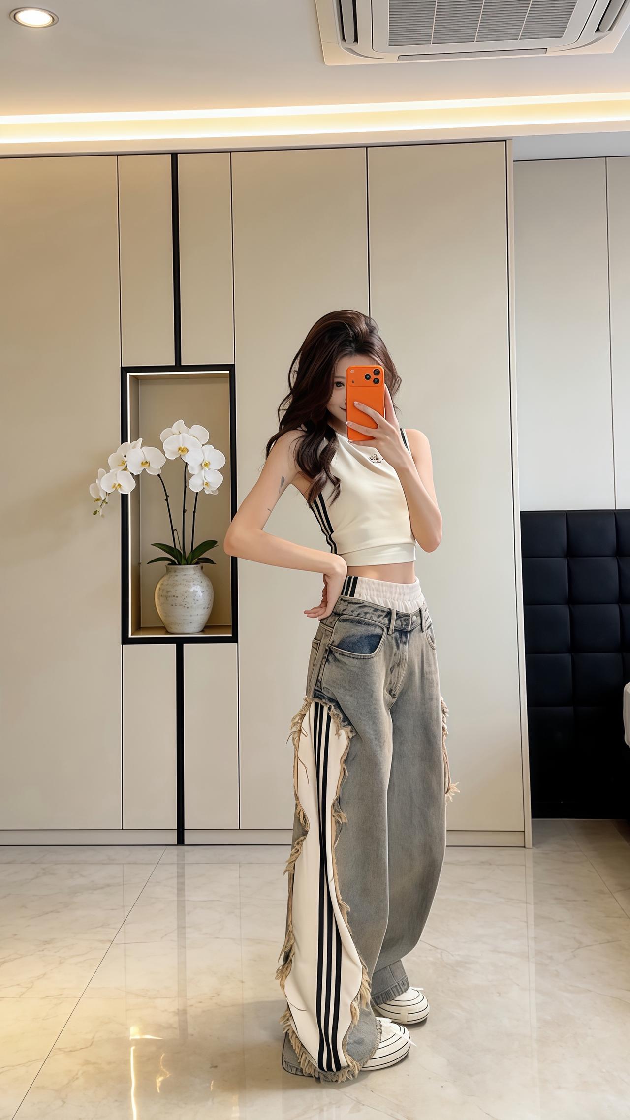 辣妹穿搭 牛仔裤搭配 白背心搭配牛仔裤  梨形身材显瘦设计感阔腿拖地长裤 牛仔裤