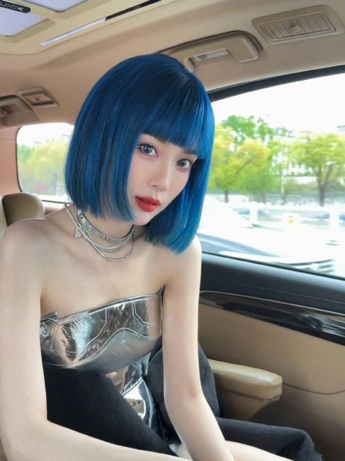 #到底谁是尾鱼第五个女主# 尾鱼笔下的世界总是充满惊喜，《三线谜回》的女主角人选