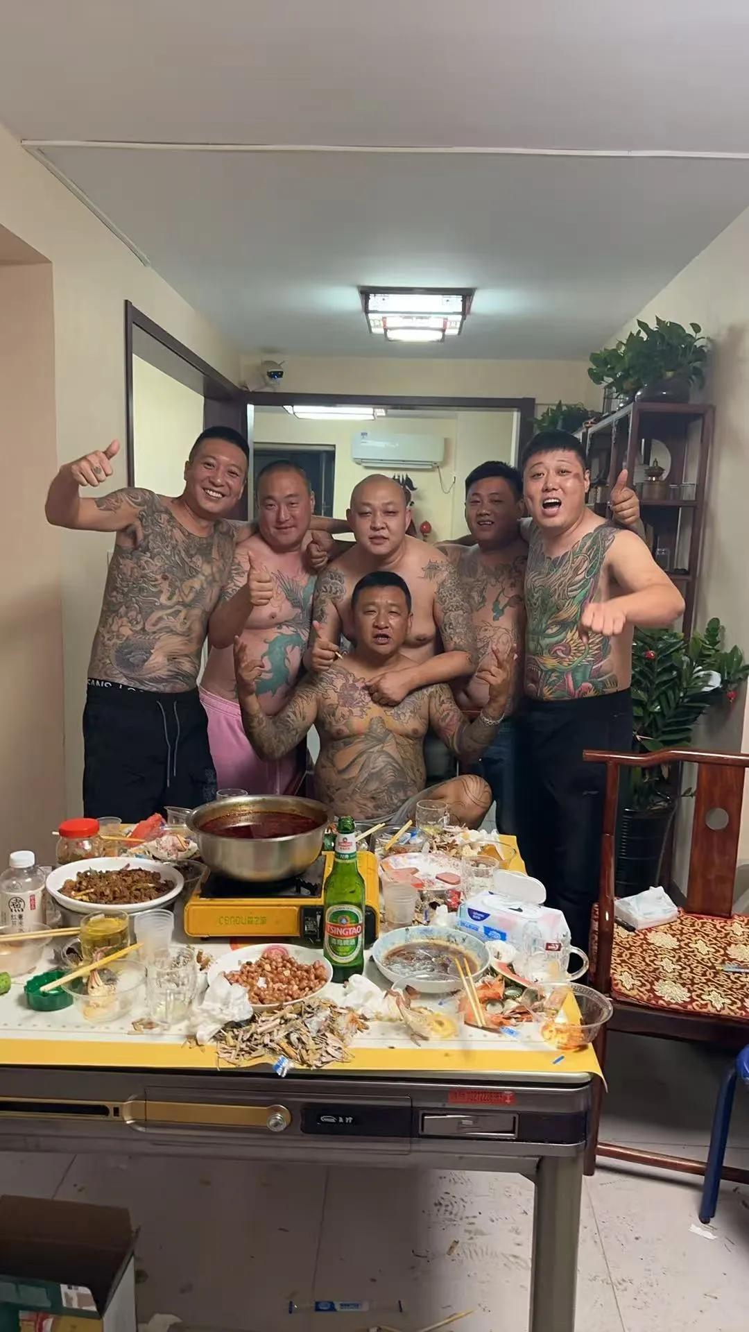 好兄弟，一辈子！[赞]