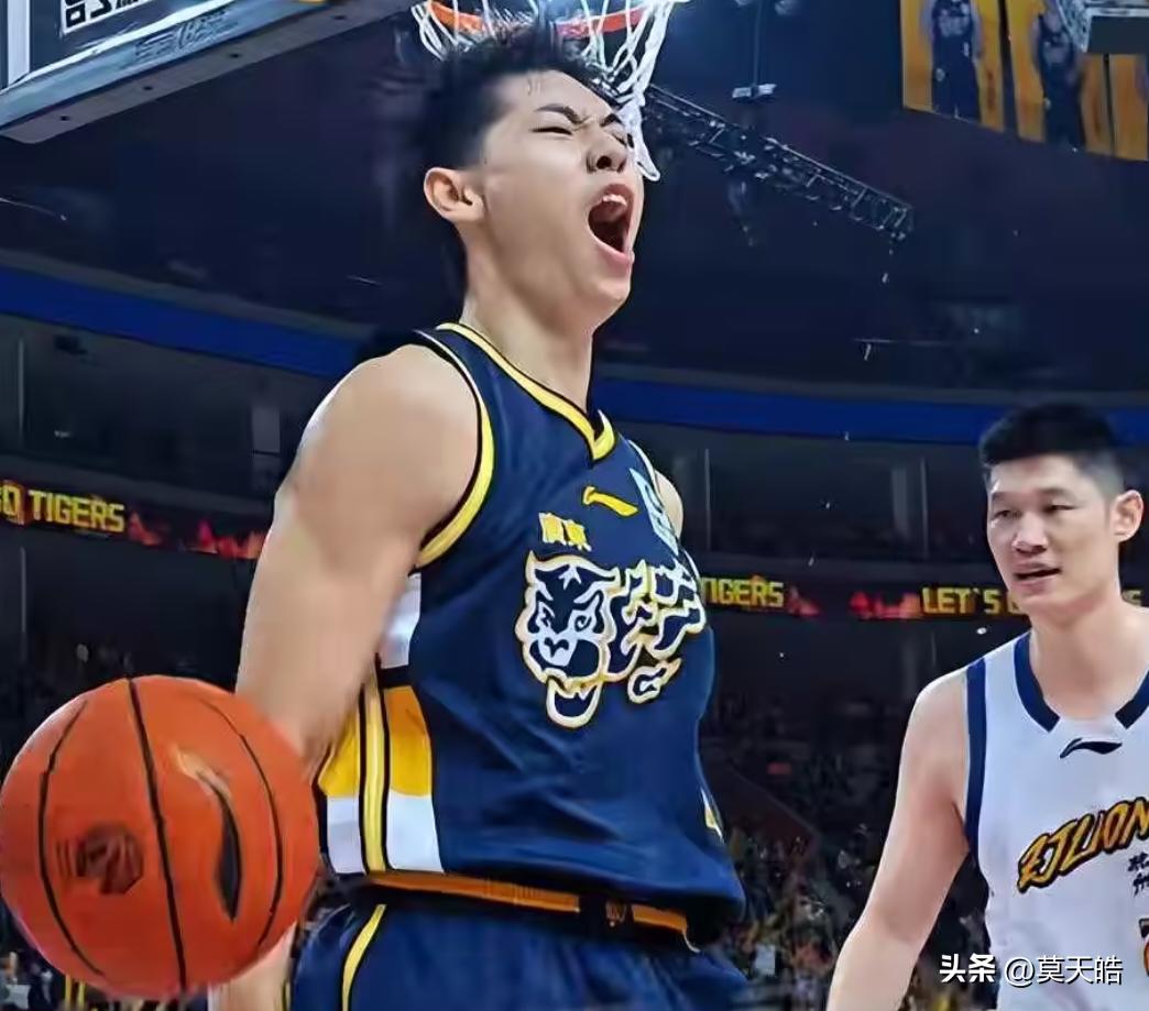 山东主场再硬，也怕广东第三节这波流

高诗岩和陶汉林最近手感火烫，山东主场战绩又