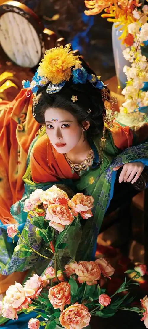 北燕三主6
从亡国公主到北魏冯太后——冯氏一门的戏剧性命运
　　冯弘杀尽冯跋一百