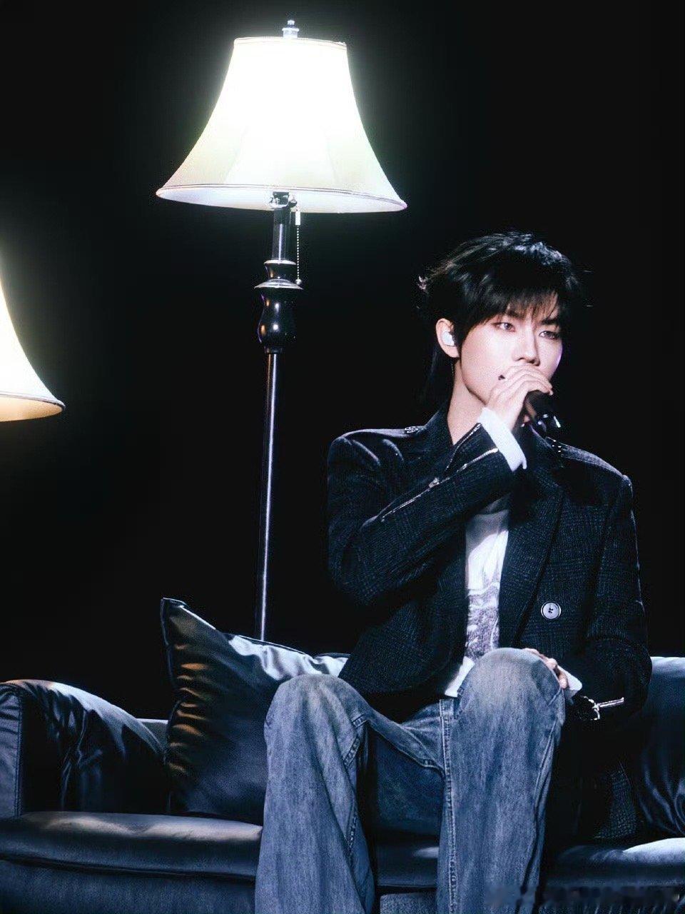 30佳青年歌手全民推选华语乐坛新生代实力全面集结✨本次推选按年龄分为中坚、先锋、