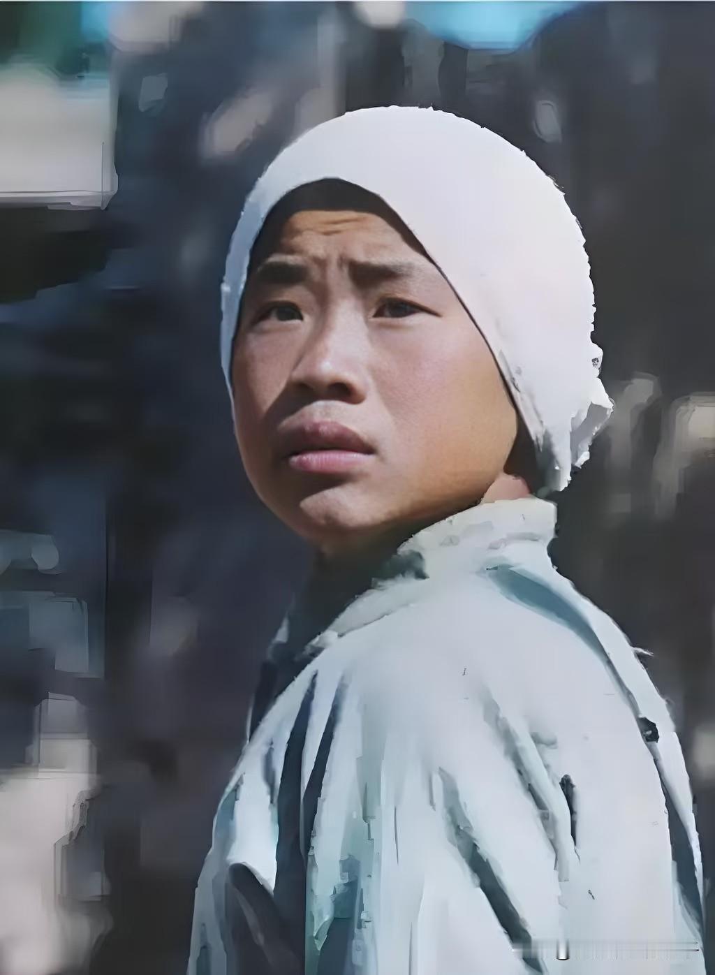 嘎子谢孟伟的塌房是必然的结局
他不是变了
或许他本性就是这样，谢孟伟的口碑崩塌，