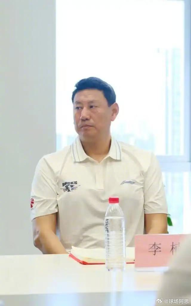 【李楠出任北京男篮主教练许利民北京男篮总教练】北京青年报记者22日获悉，已经结束