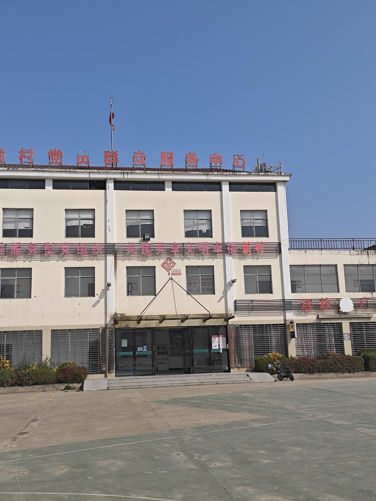 洗衣粉和洗衣液有什么区别？哪个洗衣效果好？

1. 洗衣粉：对付“硬骨头”的专家